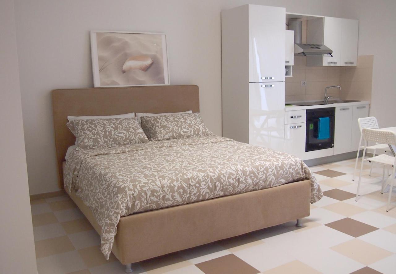 Le Rose Beach & Suites Appartamenti Fronte Mare A Villarosa Martinsicuro Eksteriør bilde