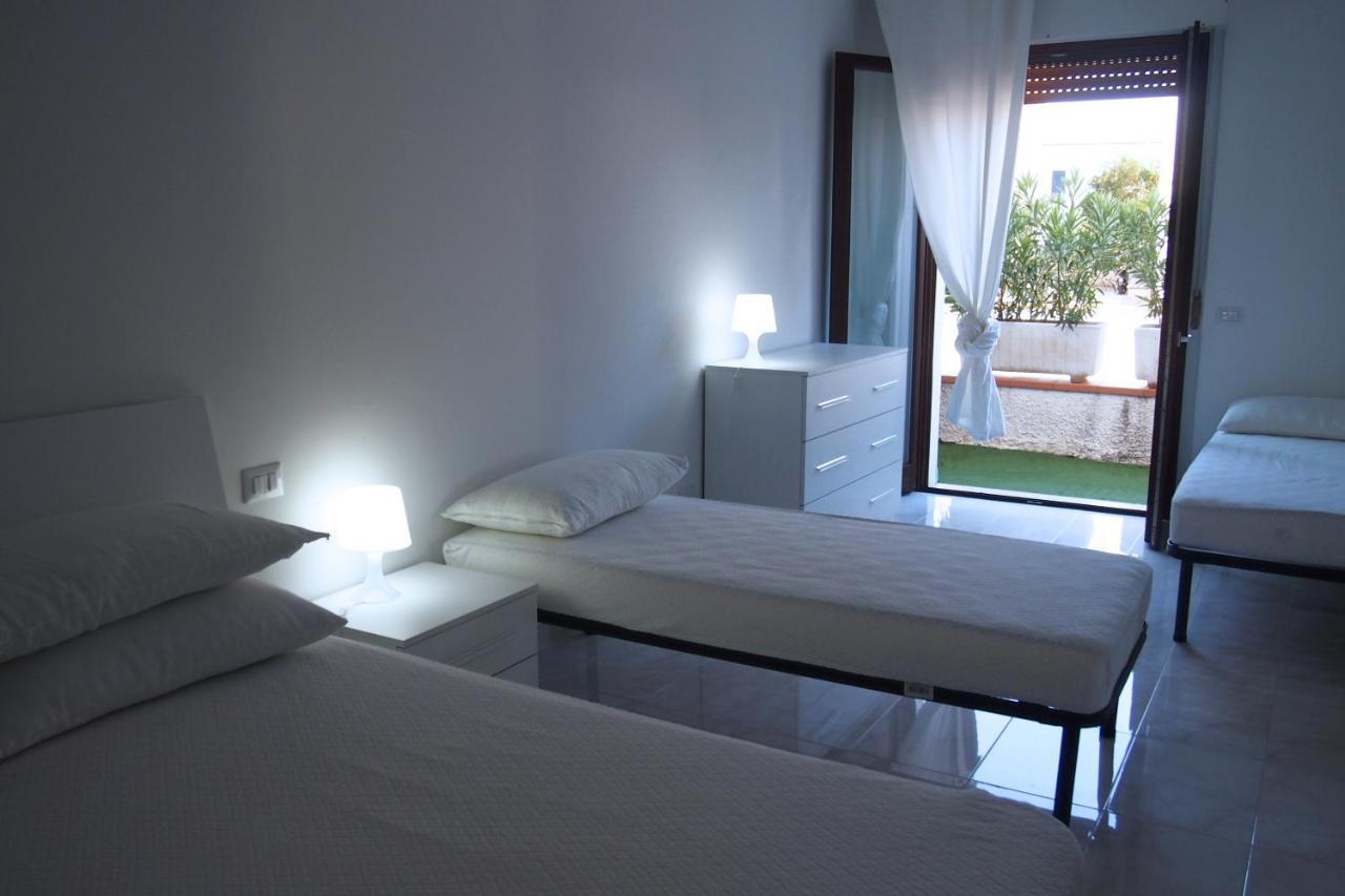 Le Rose Beach & Suites Appartamenti Fronte Mare A Villarosa Martinsicuro Eksteriør bilde